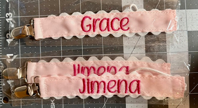 Ribbed Pacifier Clips